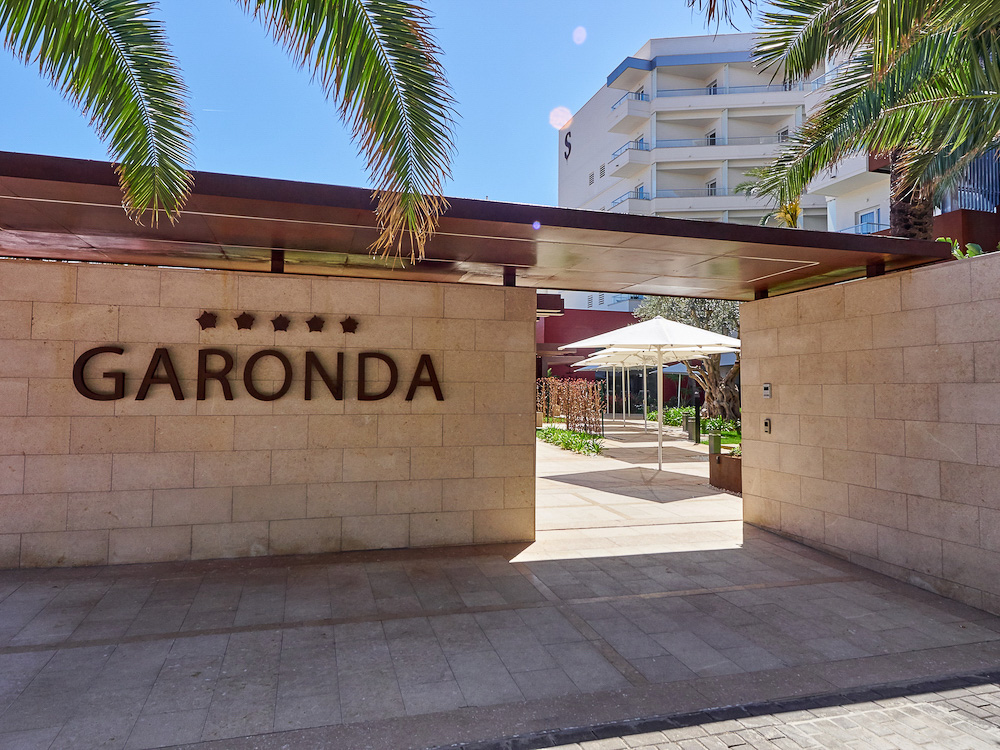 Eingangsbild des Hotels Pure Salt garonda