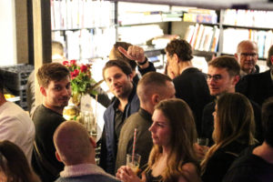 Gäste auf der Overview Magazine Party