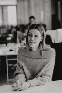 Portrait Portrait von der Social Media Agentur They Said Jackie Hide der Agenturinhaberin Jackie Hide