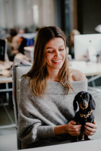 Portrait von der Social Media Agentur They Said Jackie Hide von der Agenturinhaberin Jackie Hide