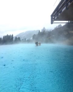 Hotel Das Goldberg in Bad Hofgastein in Österreich, Wellnessbereich, der Infinitipool
