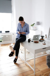 Bild der Social Media marketing Managerin Annika Rogge.