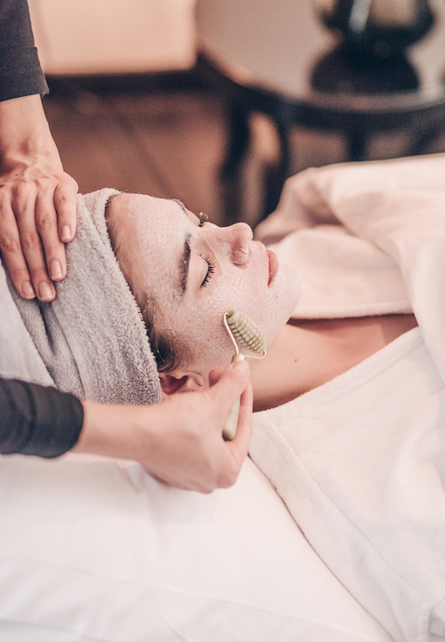 Behandlung in der Treat Beauty Suite im Hotel Zoo.