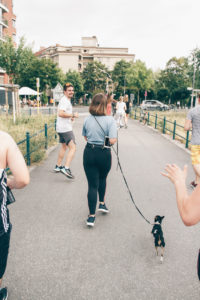 Lauftraining draussen mit Hund