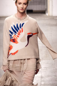 Dawid Tomaszewski SS19 Berlin Fashion Week Pullover Vogel