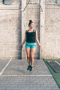 Springseil springen bei der 6 Wochen Challenge