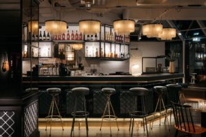 Bar des Ruby Coco Lean Luxury Hotel