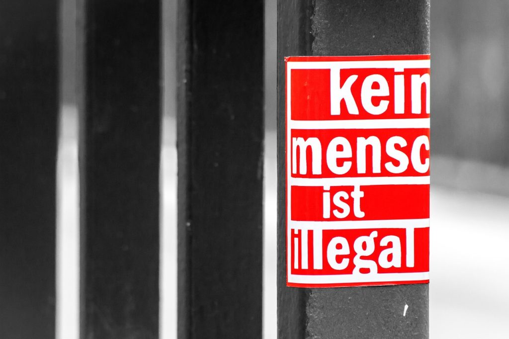 Sticker Kein Mensch ist Illegal zum Thema Menschenrechte