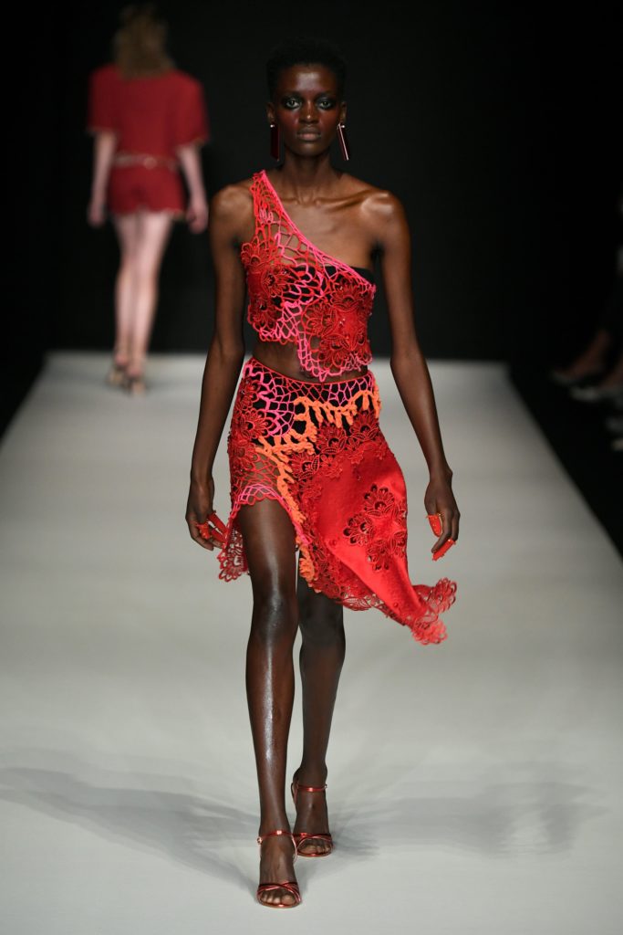 Fashion Week Berlin SS20 Lou de Bètoly