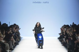 Die Herbst/Winter Kollektion 2020-2021 auf der Fashionweek in Berlin von Rebekka Ruetz