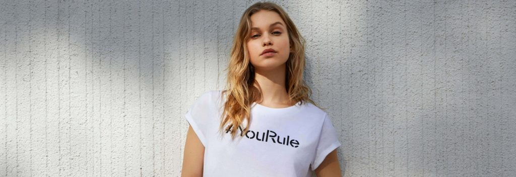 #YouRule Frühlingskampagne 2020 T-Shirt von Esprit in Zusammenarbeit mit UN Women für Gender Equality