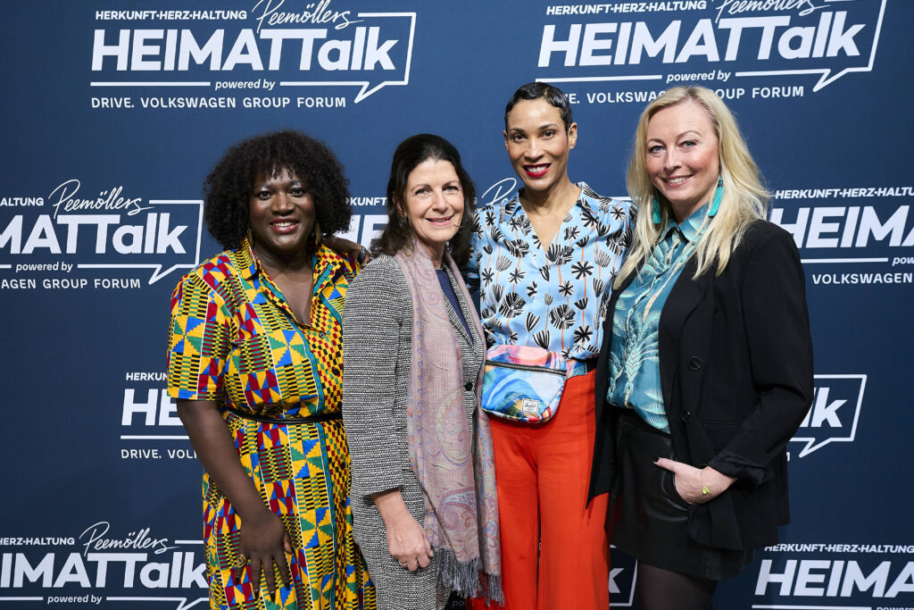 „HEIMAT“-Talk im DRIVE. Volkswagen Group Forum mit Thelma Buabeng, Atrin Madani und Ilka Peemöller