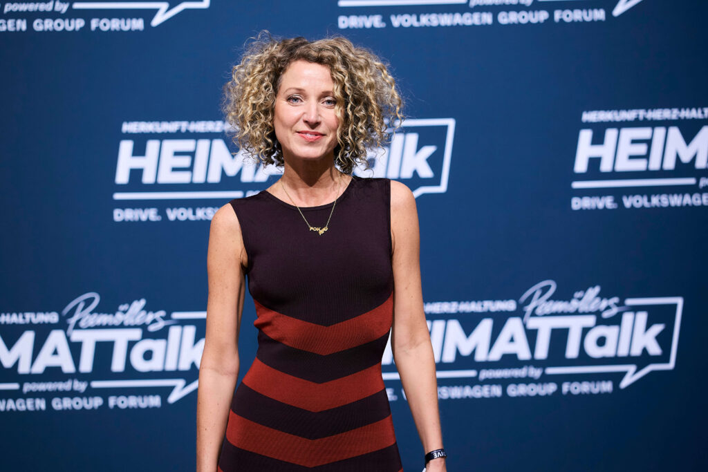 „HEIMAT“-Talk im DRIVE. Volkswagen Group Forum mit Thelma Buabeng, Atrin Madani und Ilka Peemöller