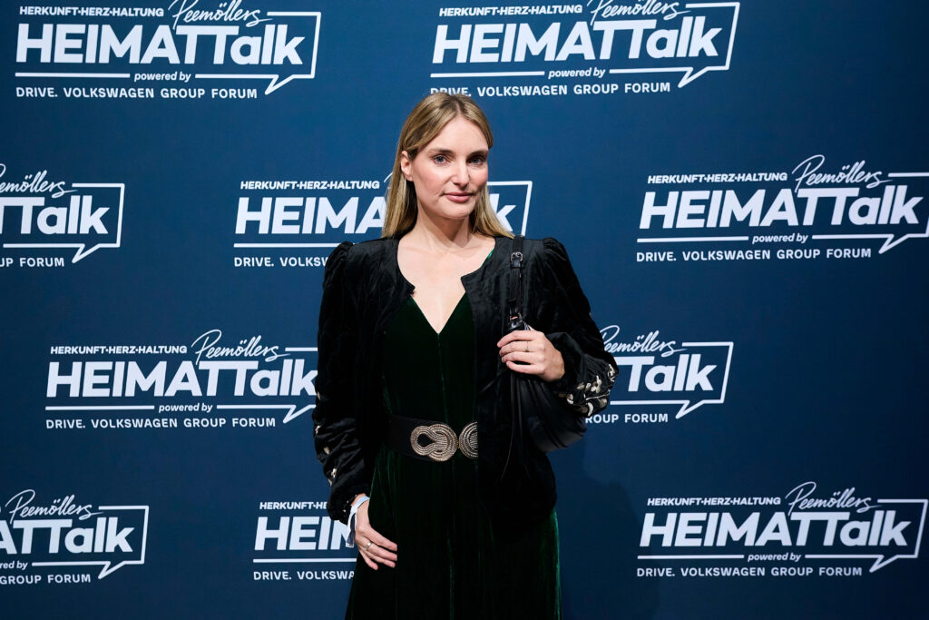 „HEIMAT“-Talk im DRIVE. Volkswagen Group Forum mit Thelma Buabeng, Atrin Madani und Ilka Peemöller